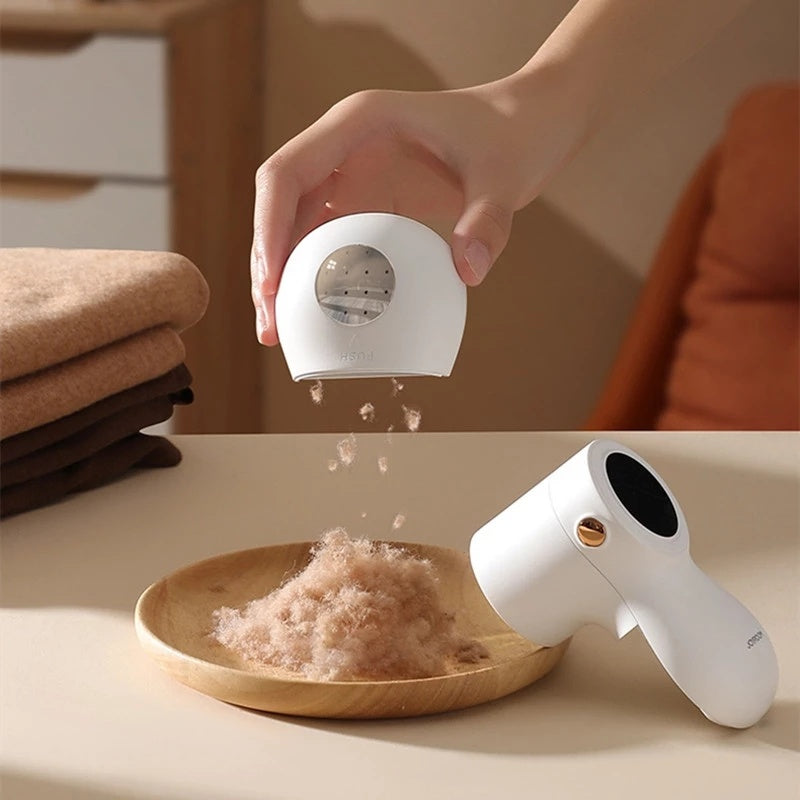 Portable Fabric Shaver – Smart LED Lint Remover USB Charging