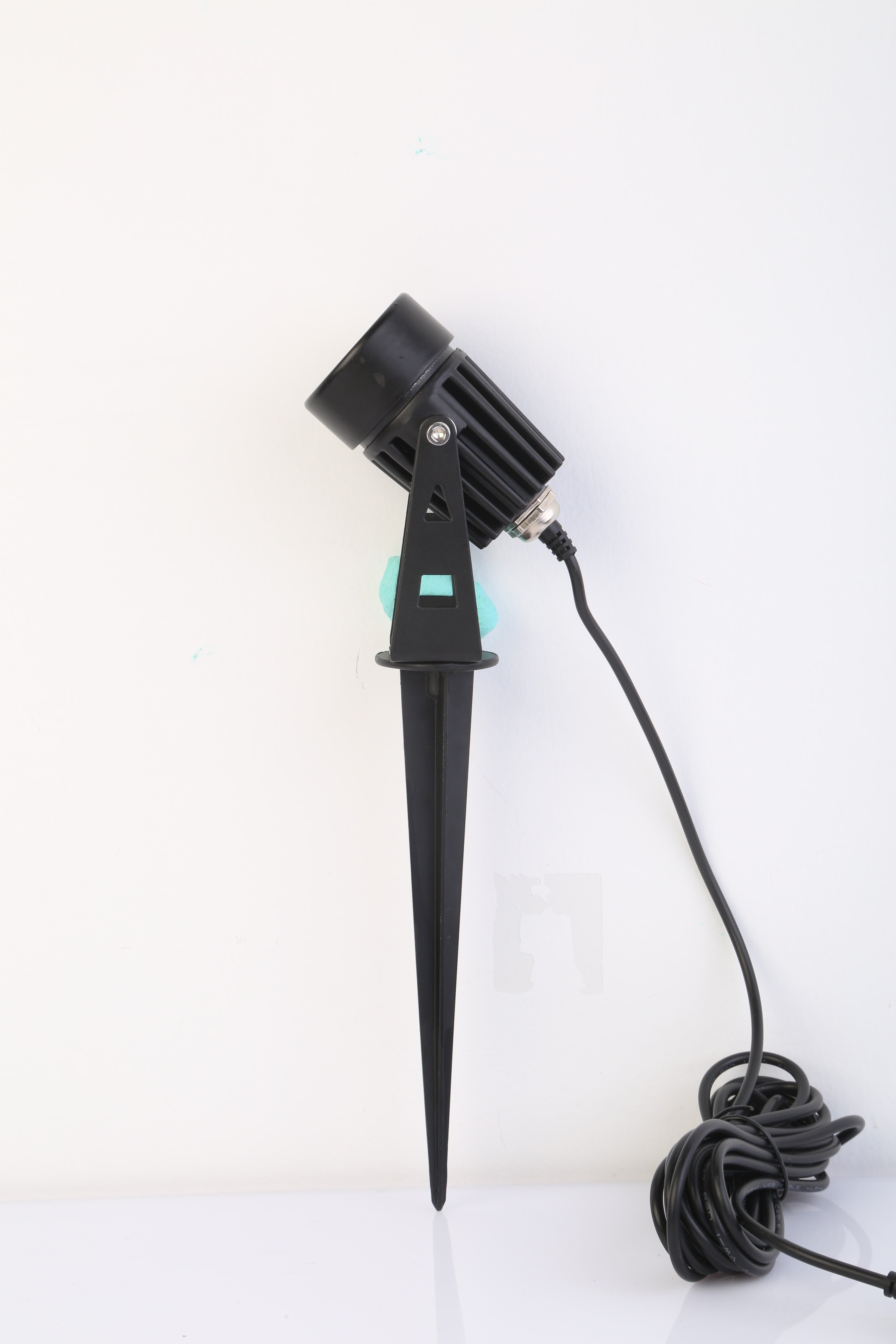 Solar Powered Outdoor Spotlight