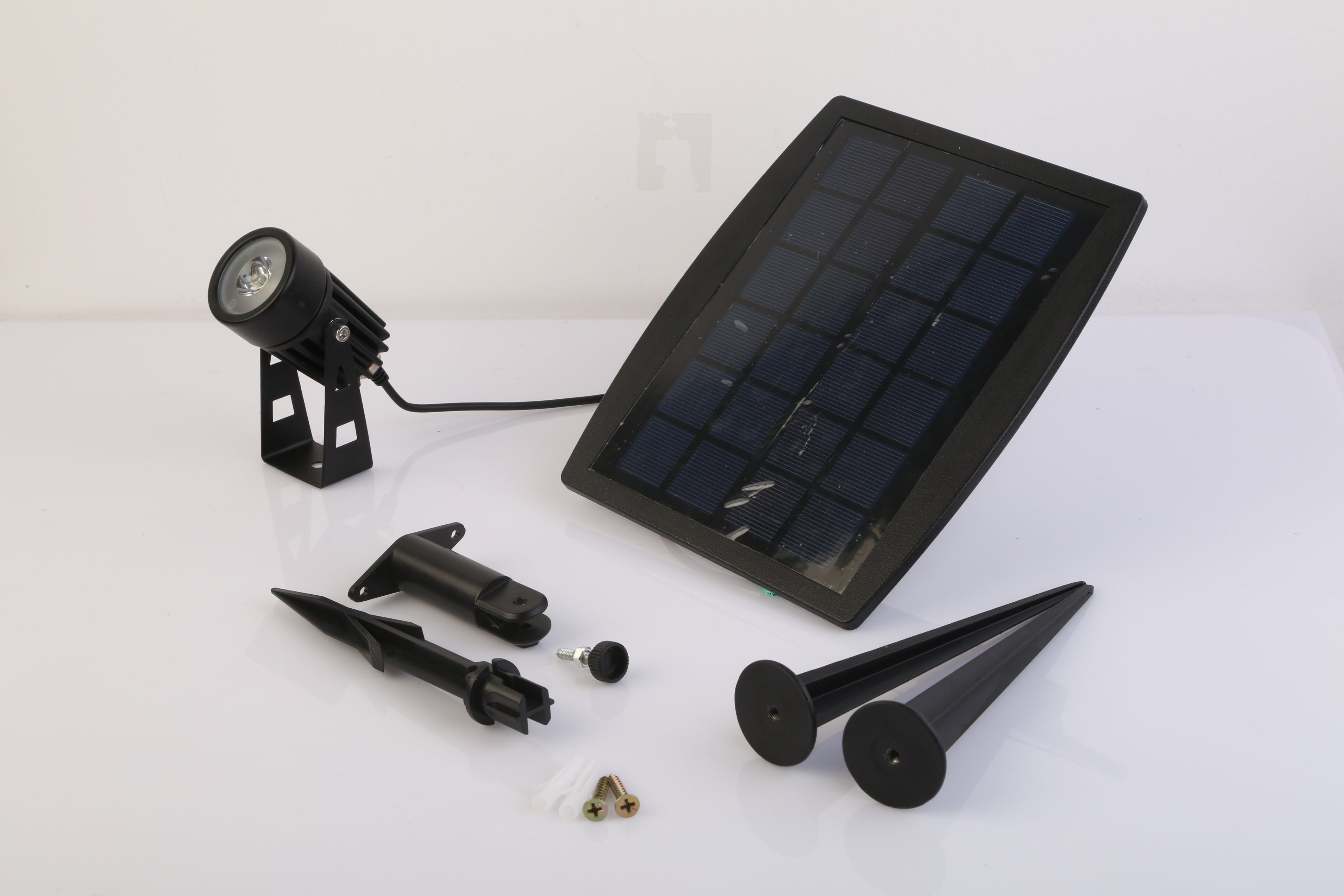 Solar Powered Outdoor Spotlight